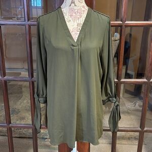 Worthington Dark Green V-Neck Blouse with Tie Cuffs